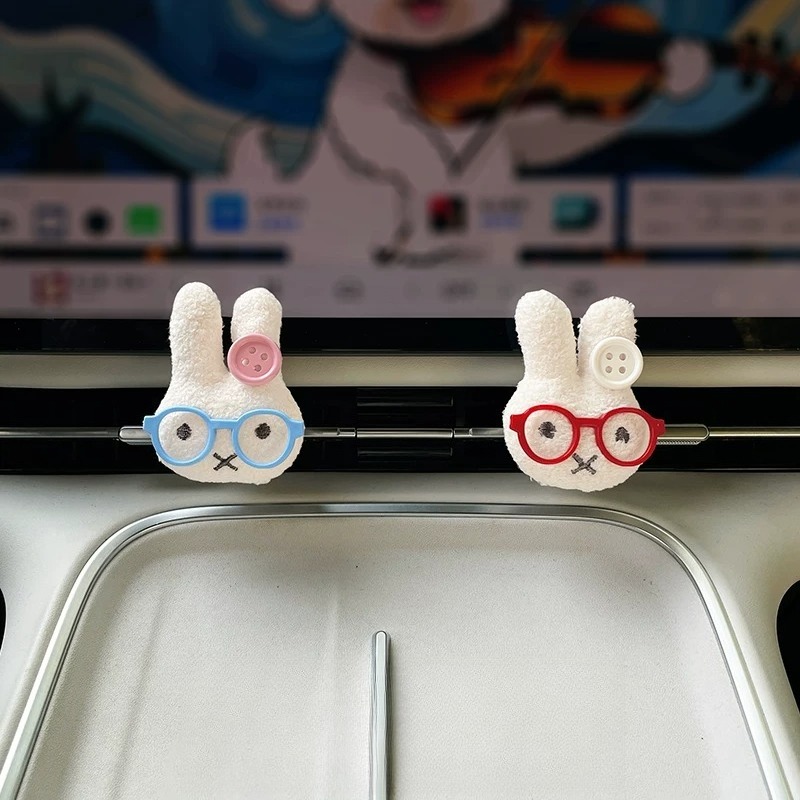 Cute Rabbit with Glasses Car A - огляд і ціна Car Vent Diffuser